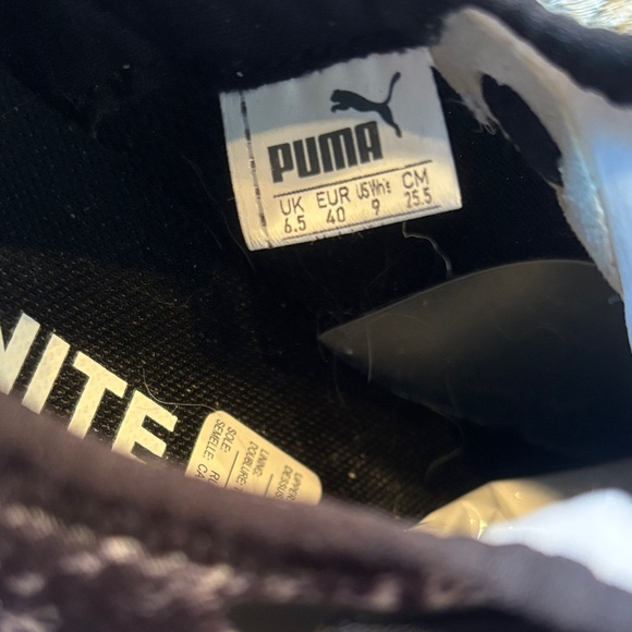 Puma Women's Black and Gray Athletic Shoes - Picture 2 of 15